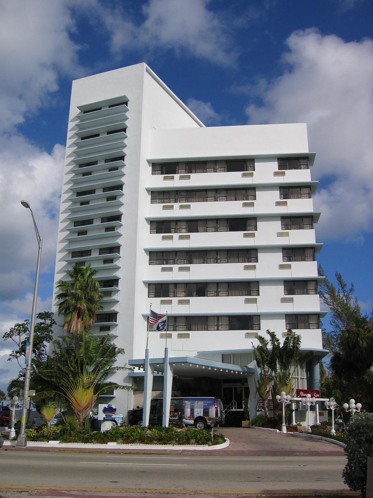 Howard Johnson Plaza Miami Beach North Eksteriør billede
